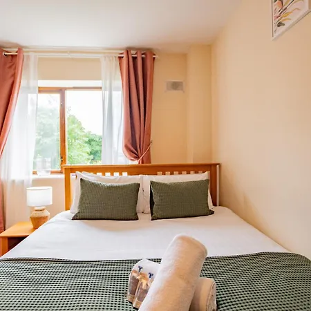 Atalia View Penthouse With Balcony Appartamento